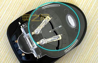 万能充电器正确使用方法：避免电池损坏！