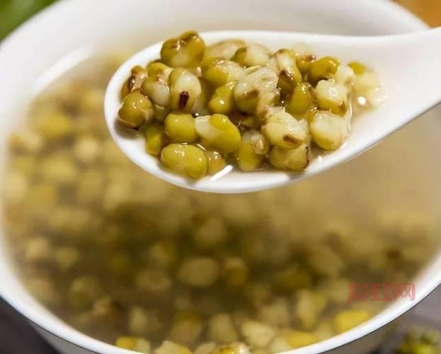 如何煮出颜色碧绿的绿豆汤?掌握这3个简单步骤