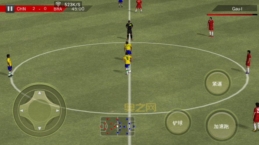 实况足球2012下载：重温经典足球游戏，体验真实球场！