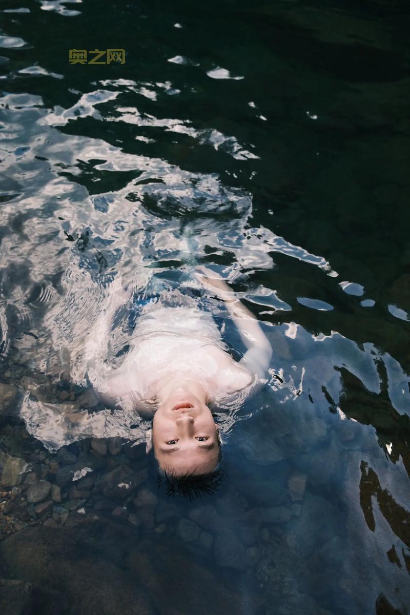 超越神界：情感因素，让角色更具生命力