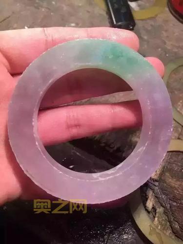 翡翠大师游戏下载：从原石到珍宝，体验翡翠产业全过程！