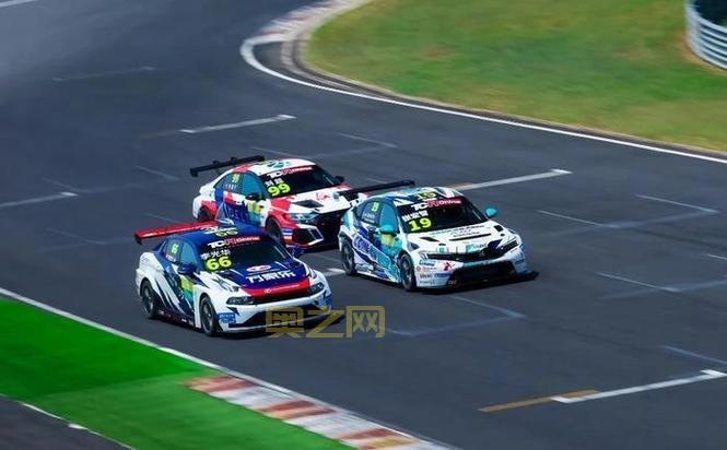 CBG大话2比武之巅荣耀赛即将开战，豪杰共赴巅峰对决！