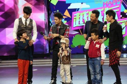 快乐大本营×爸爸去哪儿：五位星爸携萌娃爆笑互动！