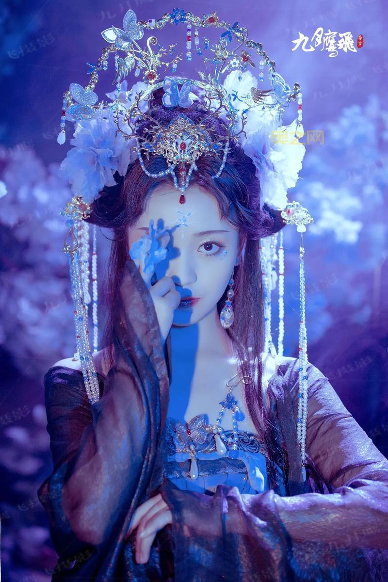 美女玩家倾情演绎热血传奇主题曲,古风RAP点燃青春回忆!