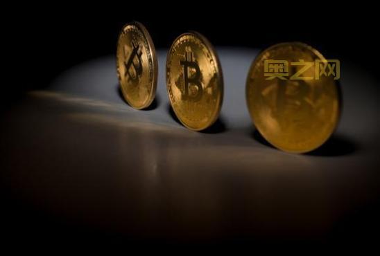 比特币24小时暴跌36万人爆仓,超37亿美元资金瞬间消失