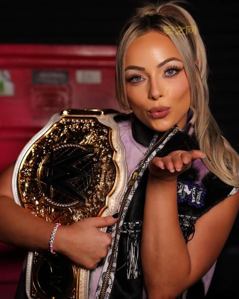 世界职业摔跤比赛:WWE赛事精彩回顾与最新动态