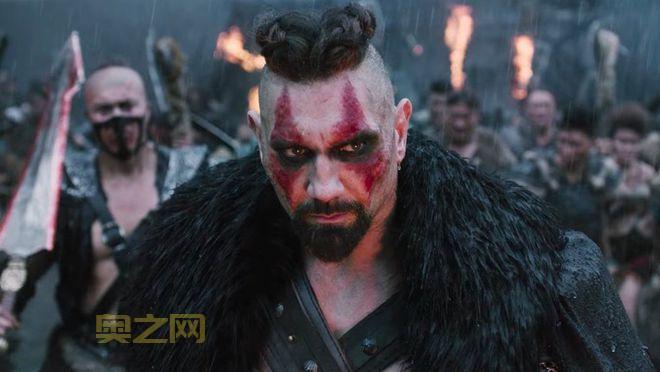 野兽巴蒂斯塔：从摔跤王者到好莱坞巨星的传奇之路