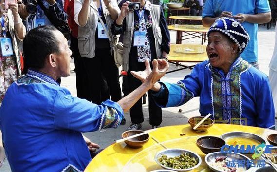 划拳技巧解析:如何轻松赢得划拳对决