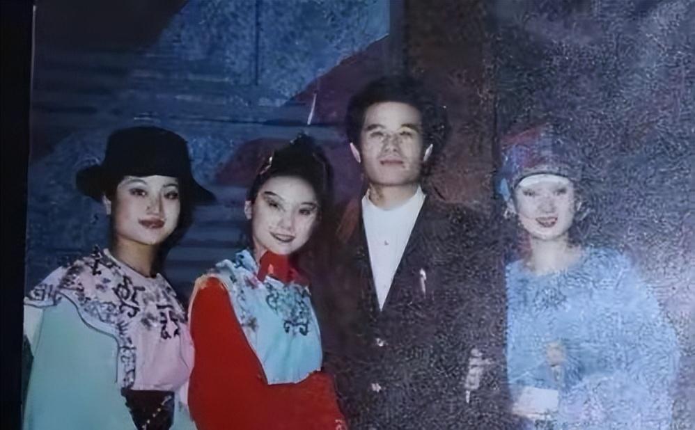 毕福剑调侃《智取威虎山》_毕福剑 央视星光大道 毕姥爷