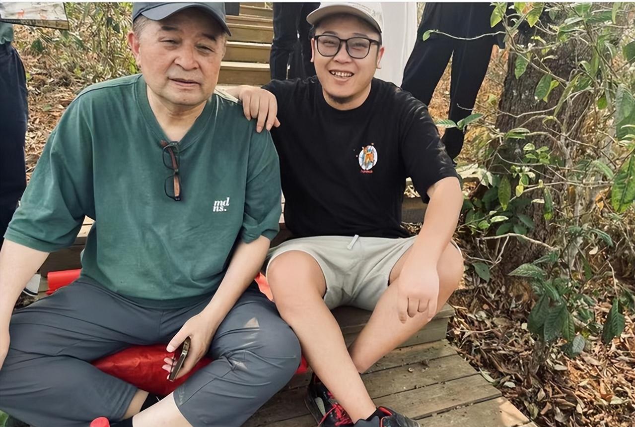 毕福剑调侃《智取威虎山》_毕福剑 央视星光大道 毕姥爷