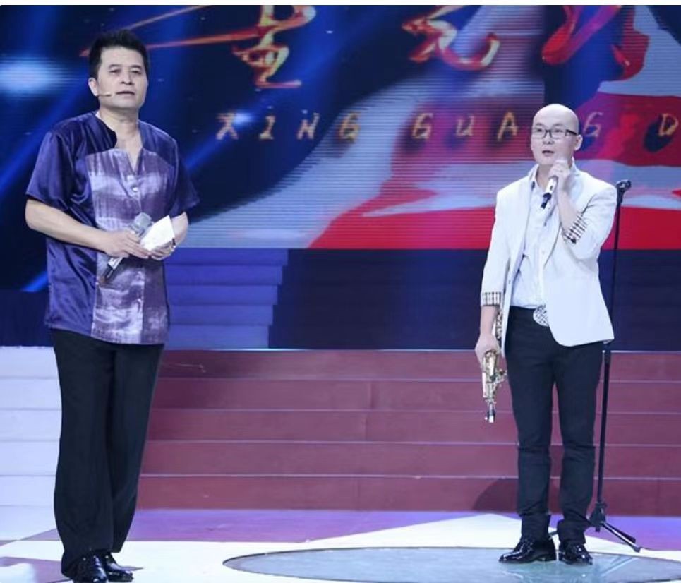 毕福剑事业巅峰时期_毕福剑为什么落魄_毕福剑调侃《智取威虎山》