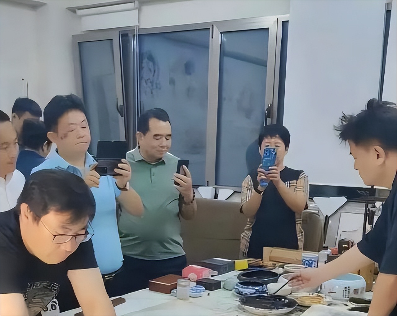 毕福剑调侃《智取威虎山》_毕福剑如今的生活_毕福剑女儿现状