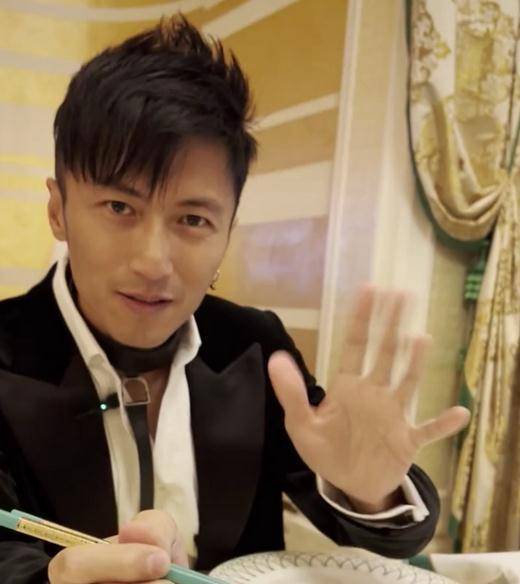 舒淇 冯德伦 喵星人_港圈全盛时期颜值最高点_吴彦祖冯德伦谢霆锋摄影师合作