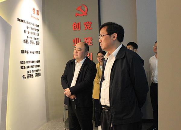 省委网信办来金调研，点赞婺城“农民微圈”