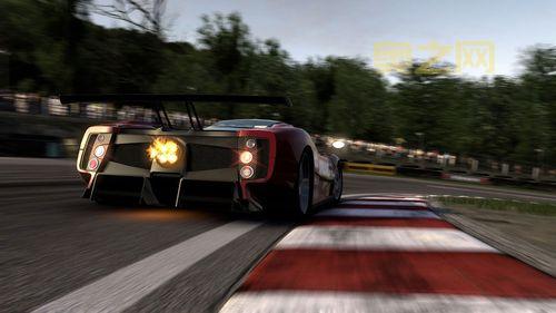 极品飞车13:变速评测：全新赛道与超跑，让你驾驶尽情狂飙