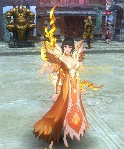 御龙在天霸刀和重剑哪个厉害？新手职业选择推荐