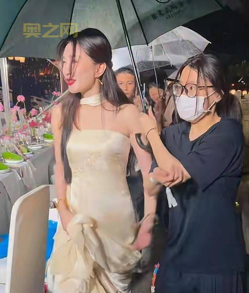 人妻百景：探索多样人妻生活的精彩瞬间