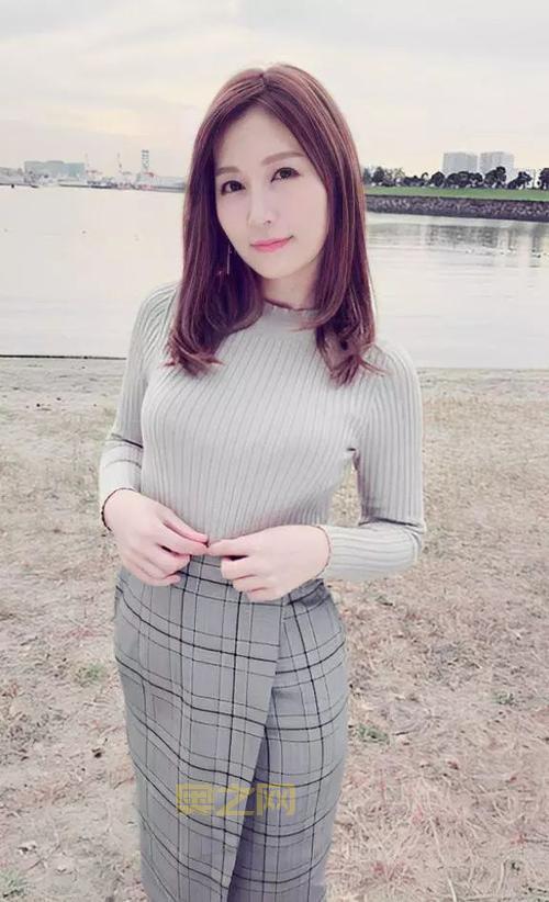 人妻百景：探索多样人妻生活的精彩瞬间