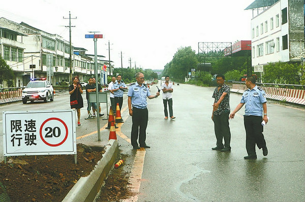 西充县交通事故案_将伤者转移抛弃的交通事故案_西充县车祸新闻