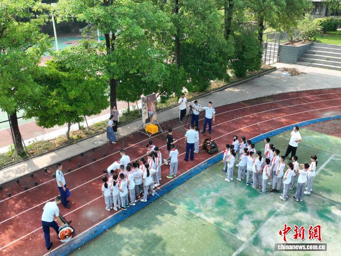 漳州正兴学校成人礼 新闻_福建森林消防宣传课_漳州市正兴学校安全教育