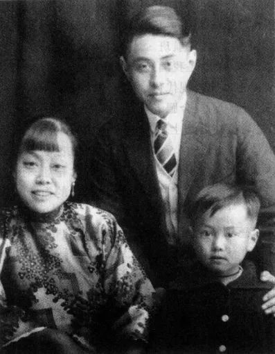 杨振宁 杨武之_杨振宁厦门大学童年经历_杨振宁感动中国2021年度人物