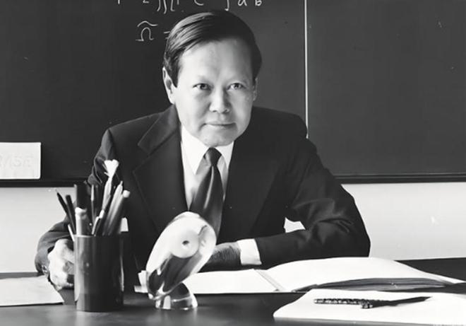 杨振宁 诺贝尔物理学奖 宇称不守恒_杨振宁被赶出清华