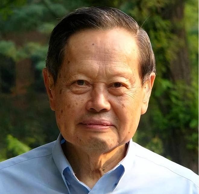 杨振宁 诺贝尔物理学奖 争议_杨振宁被赶出清华