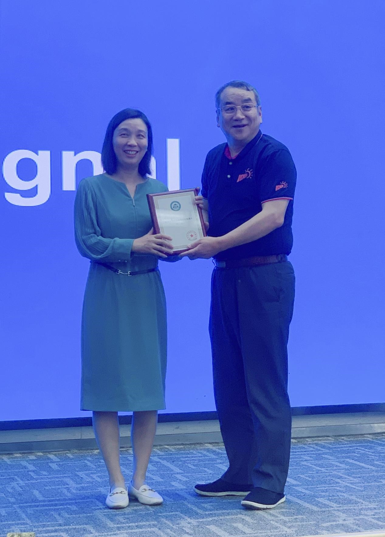 全媒体环境下突发事件新闻处置_舆论应对失败原因分析_标题党的新闻案例