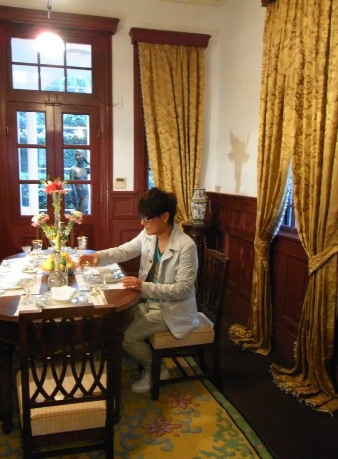 情歌王子张信哲音乐生涯_张信哲爱国_张信哲零绯闻不炒作