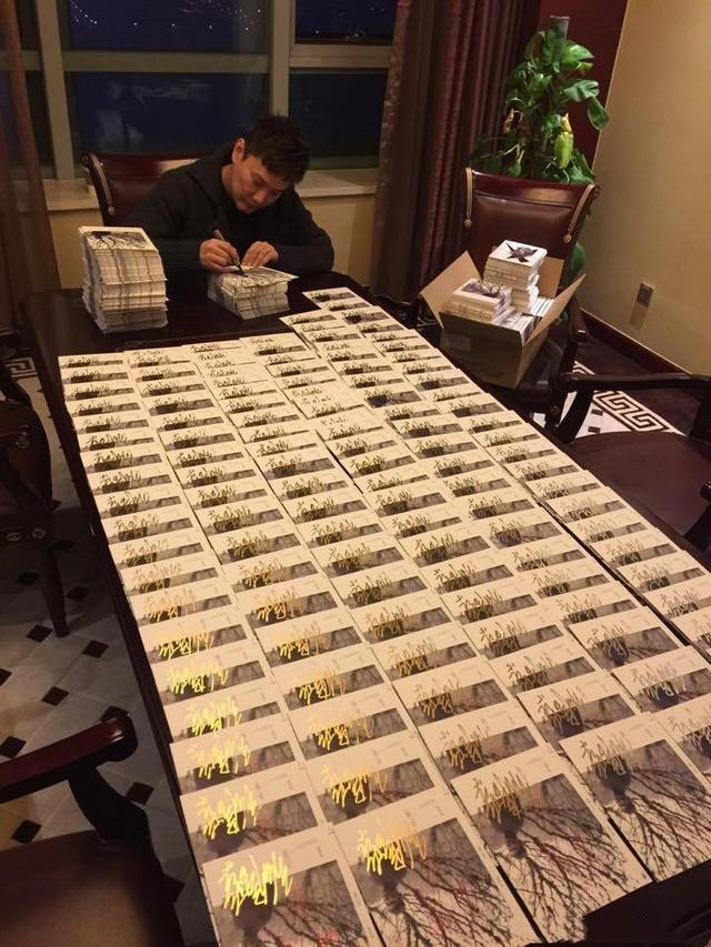 情歌王子张信哲音乐生涯_张信哲爱国_张信哲零绯闻不炒作