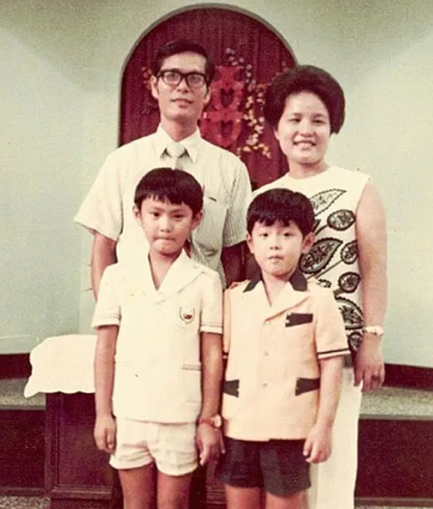 张信哲爱国_张信哲零绯闻不炒作_情歌王子张信哲音乐生涯