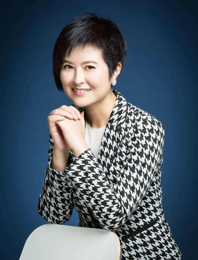 央视才女张泉灵病退_张泉灵的演讲稿_央视女主播张泉灵离职