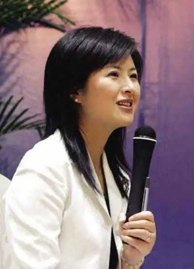 央视才女张泉灵病退_张泉灵的演讲稿_央视女主播张泉灵离职