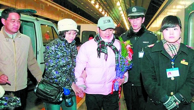 湘籍英雄特警闯过死亡线