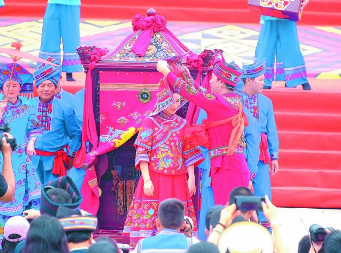 广西武鸣县新闻_武鸣壮族三月三文化旅游节_武鸣壮族非遗文化展示