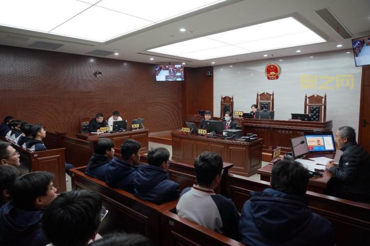 暴走电影：探讨青少年犯罪与成长的微电影