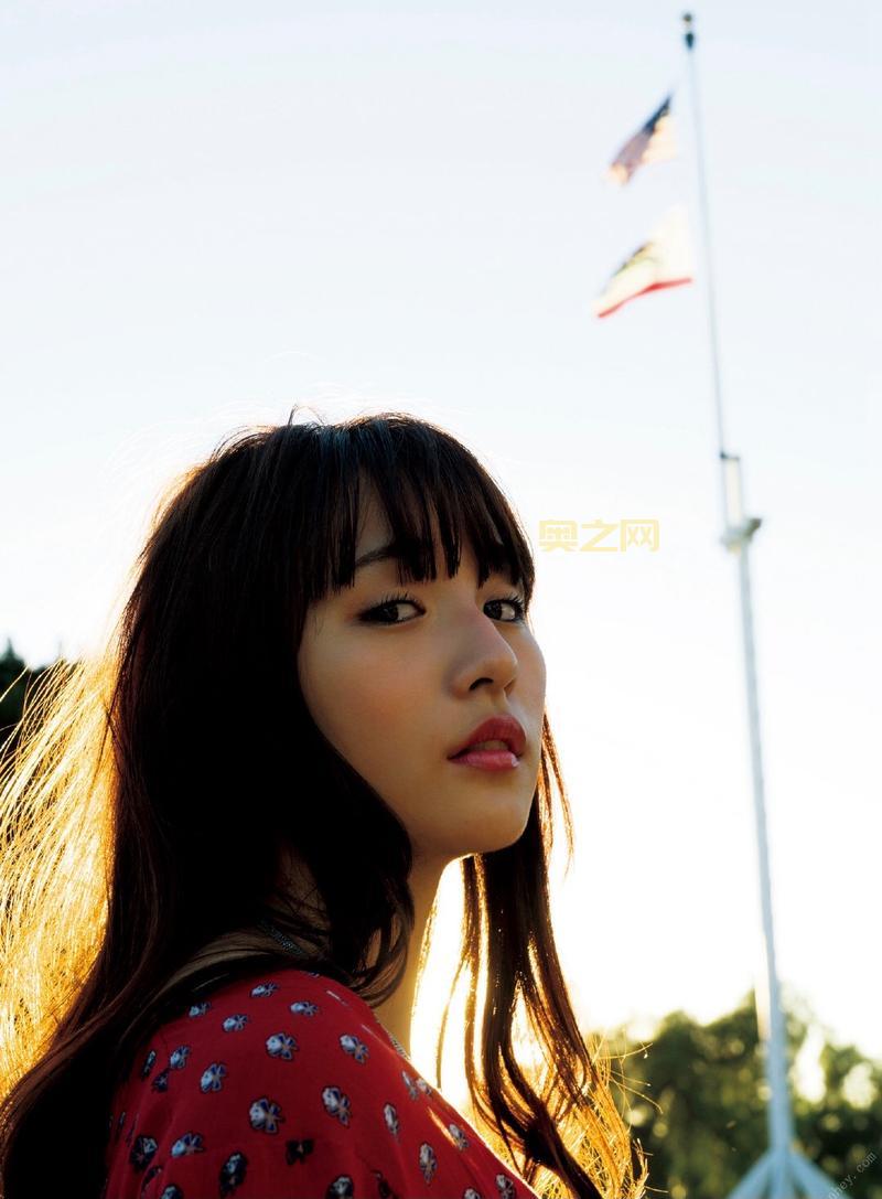 淇少：从网博会女神到人气偶像的成长之路