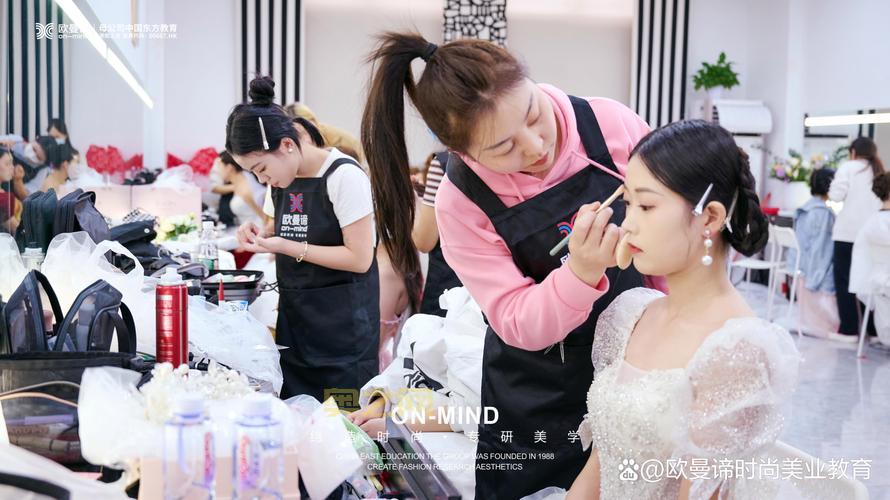 什么是化妆的意思？了解化妆的概念与技巧