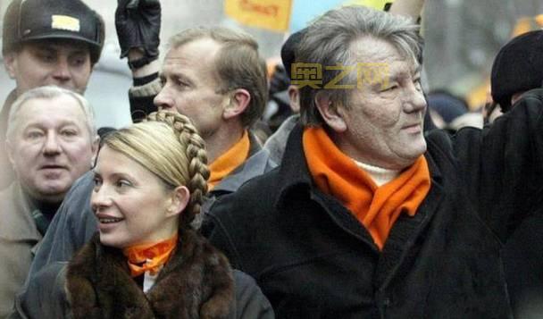 Ned Rocknroll：凯特·温斯莱特的摇滚丈夫揭秘