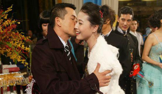 三任妻子都是美人_62岁吕良伟近照曝光_吕良伟老婆的图片