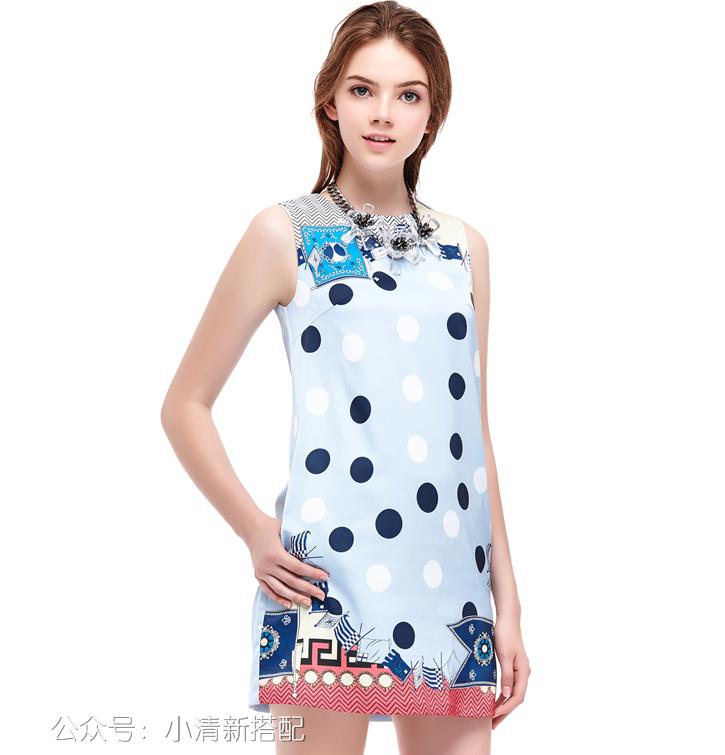 波点背景图_条纹波点连衣裙设计_波点无袖衣裙搭配