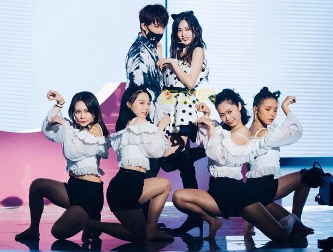 帕妃组合解散了吗？她们现在都在做什么？