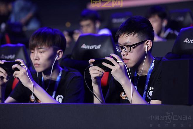 哪里能看到dp战队的比赛直播？求直播地址！