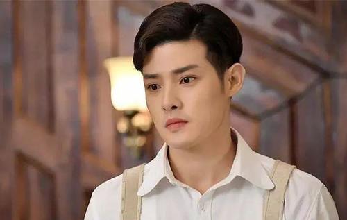 寇家瑞个人经历_寇家瑞帅气_寇世勋父子合照