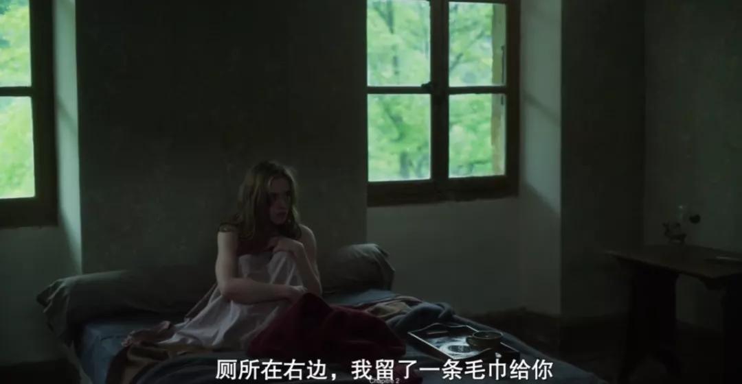 白雪公主七个小矮人恋爱情节_白雪公主和七个小矮人真人版电影_白雪公主成人版剧情解析