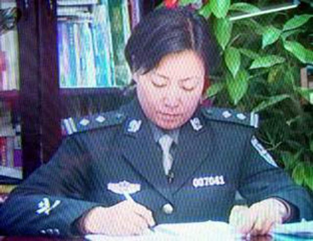 任长霞事迹_警界女神警任长霞_任长霞出殡视频新闻