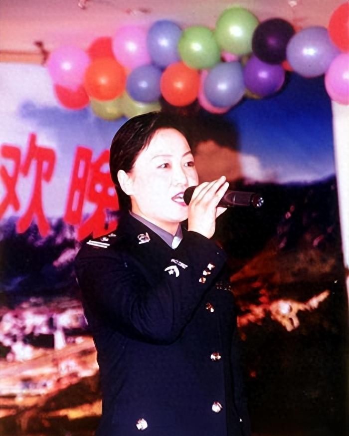 任长霞出殡视频新闻_任长霞 事迹 评价