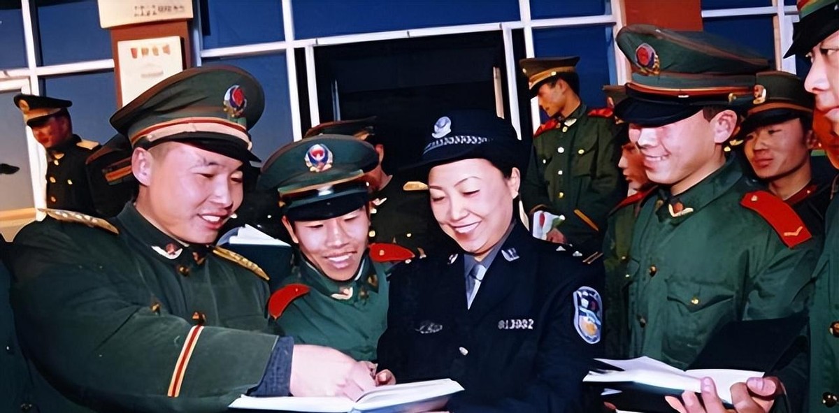 任长霞出殡视频新闻_任长霞 事迹 评价