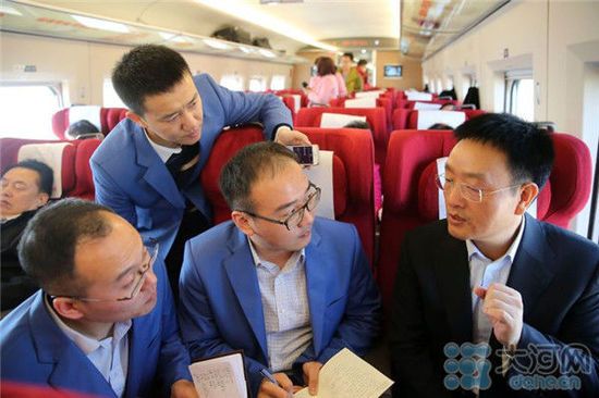 裴春亮：精准扶贫不光“扶钱”更要“扶智”