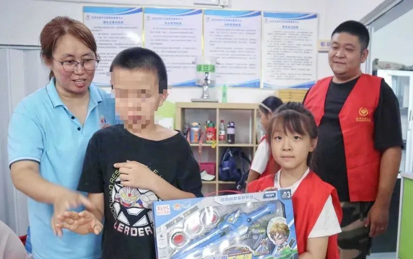 暑假义工活动感受_红领巾慈善义工服务队 慈善义工活动 弱势群体关爱